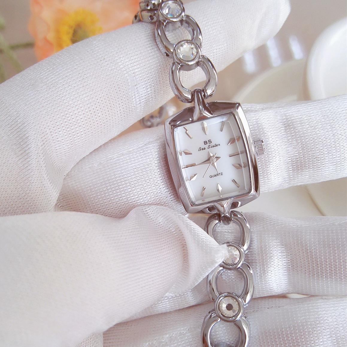 Jewelry Watches Brands - Jam Tangan UTHAI untuk Wanita Jam