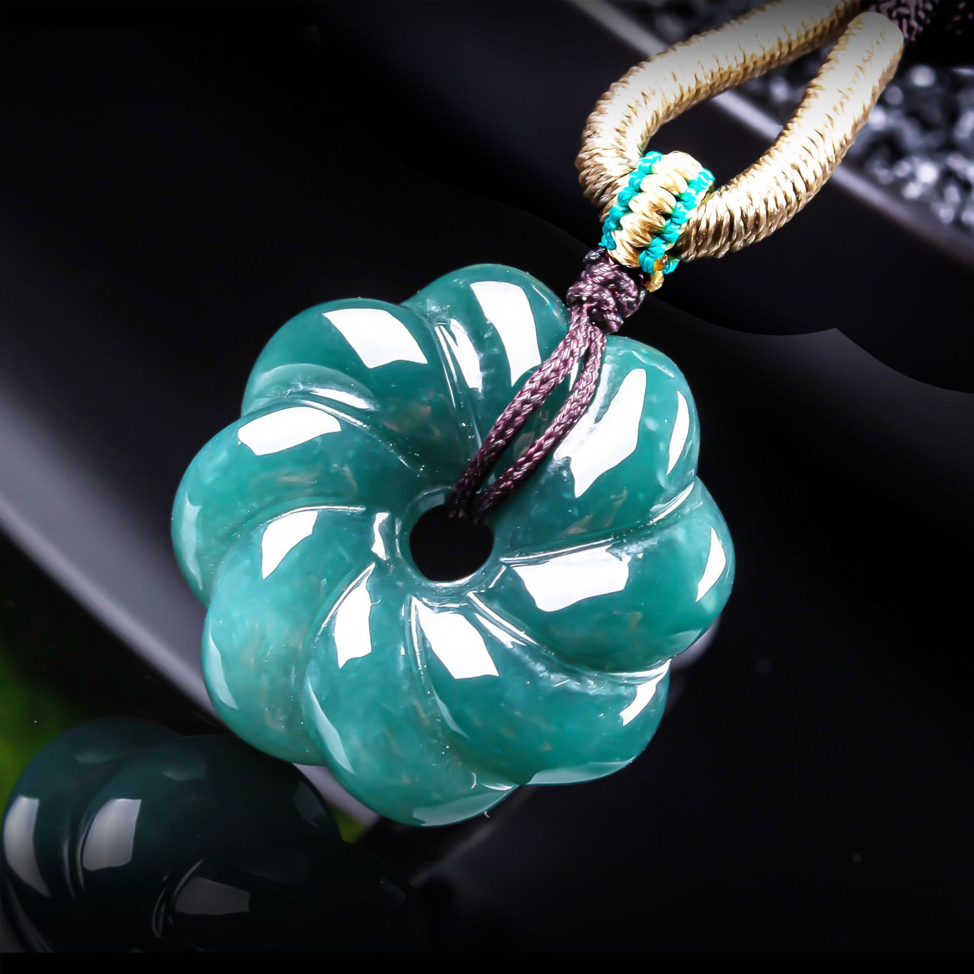 Kalung Liontin Bunga Giok Burm - Luxury Gifts Jewelry & Watches Namfleg Mostar ulasan dan harga